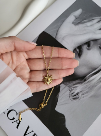 Колье с подвеской «Солнце»