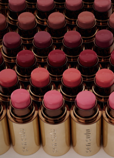 Румяна в стике, 04 Noir Berry