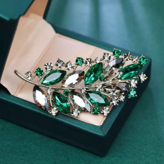 Брошь «Зелёный лист» - Фото 1