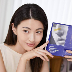 Набор патчей для носа от чёрных точек «Blackhead Melting Clear Nose Patch» - Фото 1