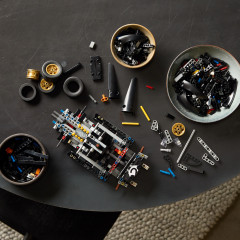 Конструктор Technic 42223 Гоночный автомобиль Ford GT40 MKII 1966 г. 1966 Ford GT40 MKII Race Car - Фото 6