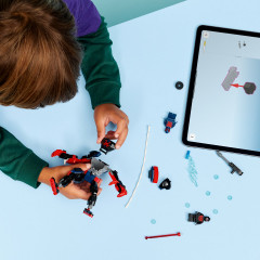 Конструктор Marvel 76337 Робот Майлза Моралеса против Человека-паука 2099. Miles Morales Mech vs. Spider-Man 2099 - Фото 12