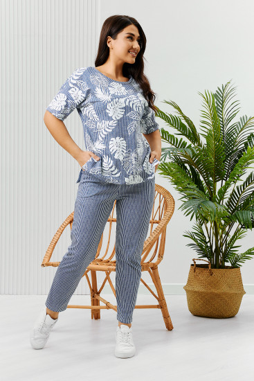 Костюм женский