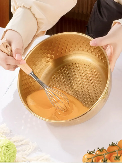 Комплект из мисок и менажницы