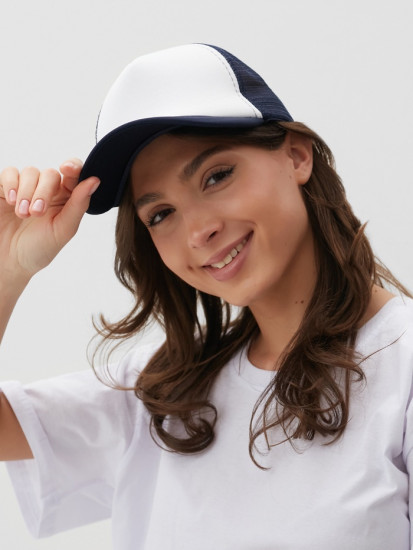 Бейсболка с сеткой