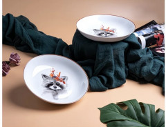 Детская керамическая тарелка с енотом - Фото 1