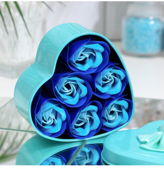 Подарочный набор мыльных роз в коробке