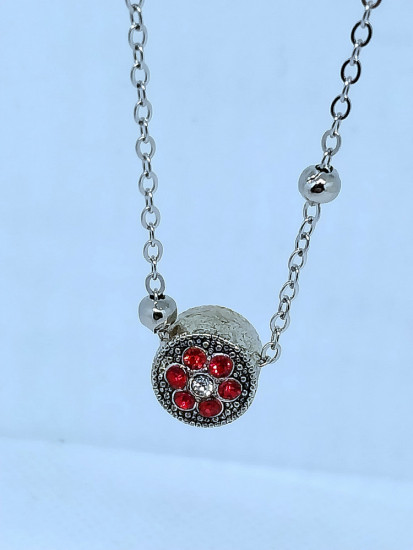 Цепочка ручной работы с подвеской с кристаллами