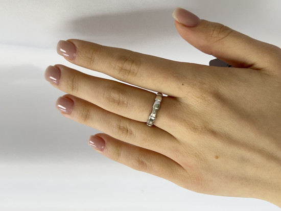 Кольцо из серебра с бриллиантом