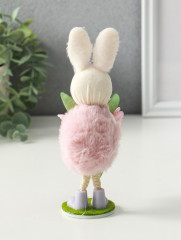Фигурка пасхальная «Зайка в платьице с бутоном пиона в лапках» - Фото 2