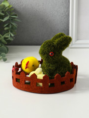 Фигурка пасхальная «Зайчик с цыплятами на лужайке с забором» - Фото 3