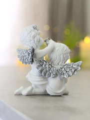 Фигурка «Ангелочки вплетают венок в волосы с сердцем» - Фото 1