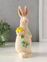 Фигурка «Зайка вязанный с букетом цветов» - Фото 1
