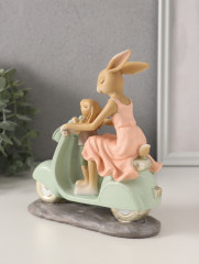 Фигурка «Зайки. Мама с сыном на мопеде» - Фото 2
