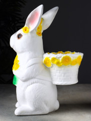 Фигурка-подставка для мелочей «Зайка с корзинкой кашпо» - Фото 1