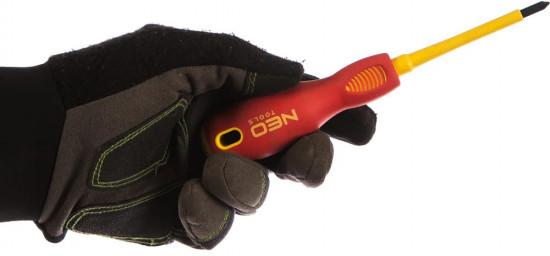 Отвертка крестовая 04-072