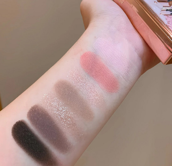 Тени для век «Flower Knows Strawberry Cupid», оттенок 02 Strawberry Cassis