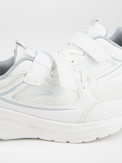 Кроссовки для девочек