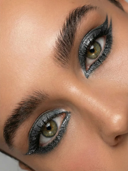 Карандаш для глаз с шиммером «Smoky eyes 2 в 1», оттенок 01 Black classic