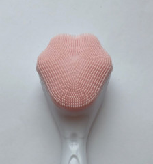 Щетка для умывания и массажа лица «Кошачья лапка» - Фото 2