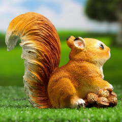 Садовая фигура из полистоуна «Белочка с орешками» - Фото 5