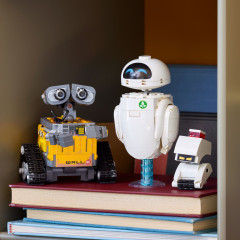 Конструктор Disney 43279 Валли и Ева. Wall-E and Eve - Фото 4