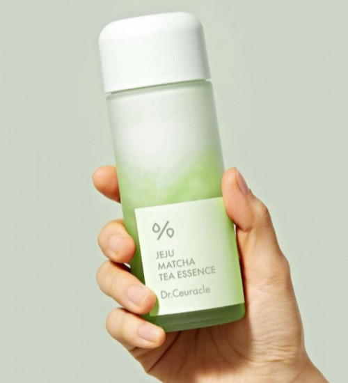 Увлажняющая эссенция с гидролатом зеленого чая и экстрактом матча «Jeju Matcha Tea Essence»
