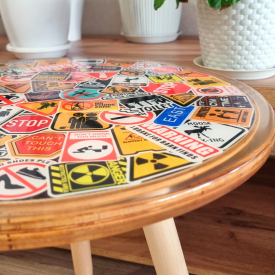 Столик журнальный