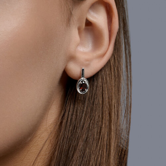 Серьги из серебра с гранатами