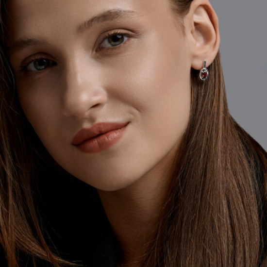 Серьги из серебра с гранатами