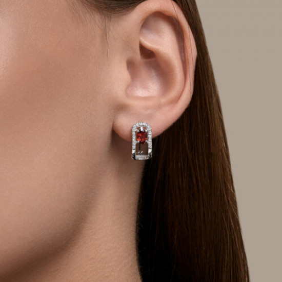 Серьги из серебра с гранатами и фианитами