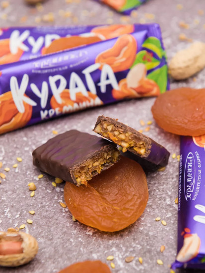 Батончик глазированный «Курага с арахисом, льном и витаминами»