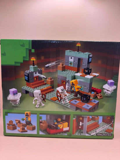 Конструктор «Minecraft. Подземелье со скелетами»