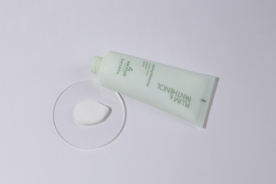 Крем для лица с экстрактом сливы и пантенолом «Plum & Panthenol»
