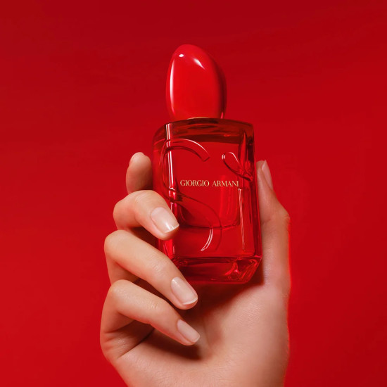 Парфюмерная вода «Si Passione Red Musk»