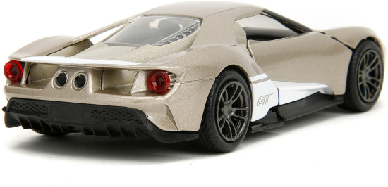 Модель машинки 2017 Ford GT