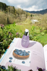 Сыворотка для лица увлажняющая с экстрактом черники - Фото 5