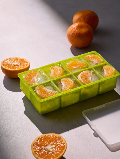 Форма для льда с крышкой «Ice cubes»