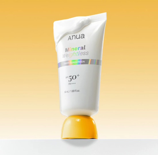 Солнцезащитный крем минеральный Weightless SPF50+ PA++++