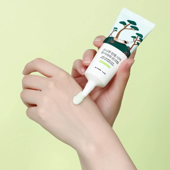 Солнцезащитный крем с экстрактом сосны Pine Calming Cica Mild-Up SPF50+ PA++++