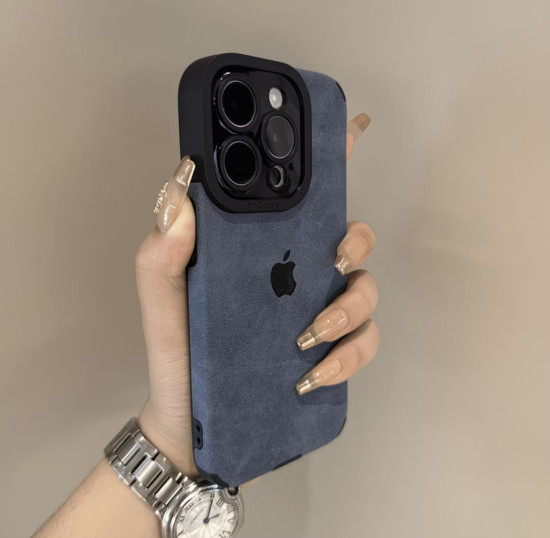 Чехол для iphone 16 pro синий