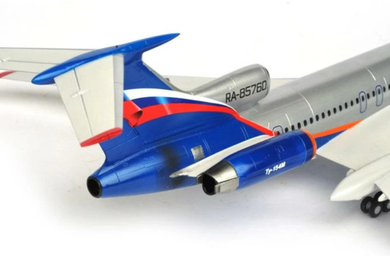 Авиалайнер «Ту-154»