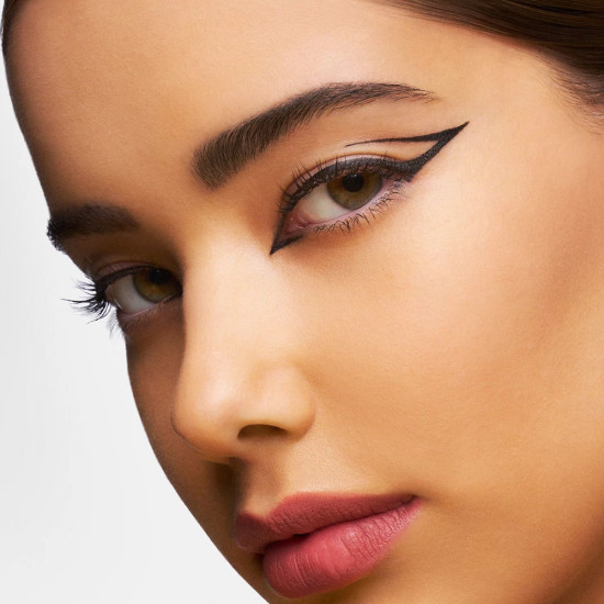 Подводка для глаз «Everink Liner 24H Gel Eye Marker», оттенок Ultra Black