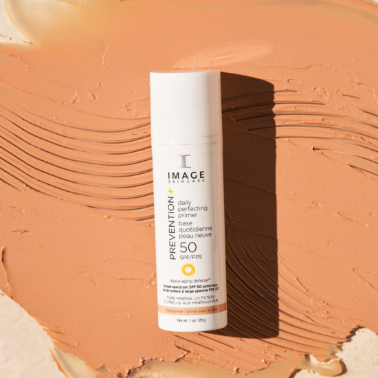 PREVENTION+ Daily Perfecting Primer SPF 50 — тонирующий праймер для лица 28 г