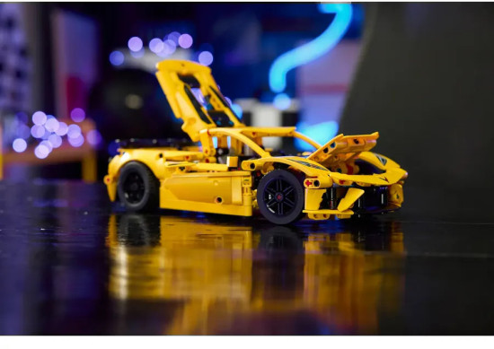 Техник Chevrolet Corvette Stingray 42205