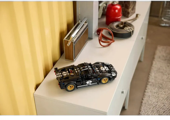 Техник Гоночный автомобиль Ford GT40 MKII 1966 г. 42223