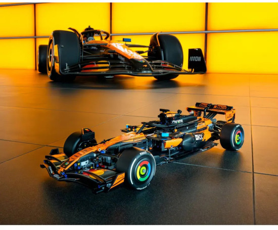 Техник Болид McLaren MCL39 F1 42228