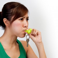 Держатель + брелок для ключей двойной «Sparrow», белый/фиолетовый - Фото 2