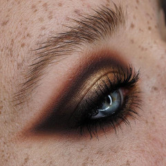 Палетка теней для век «The Epic Earth» - Фото 2