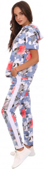 Костюм женский